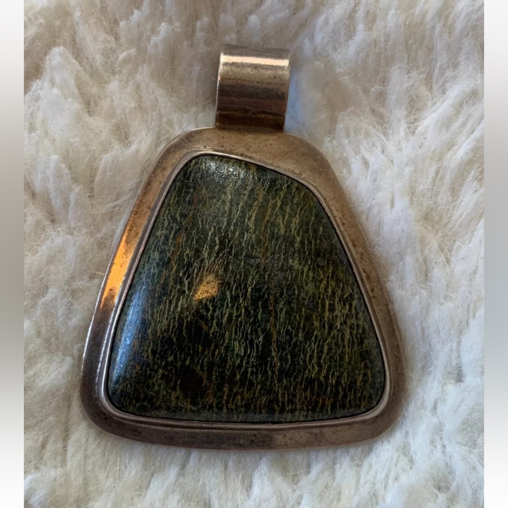 Vintage  Citlal Castillo Mexico Sterling Silver Green Stone Pendant